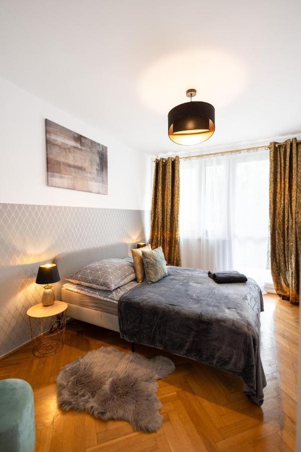 Clicktheflat Stawki Apart Rooms Warsawa Bagian luar foto